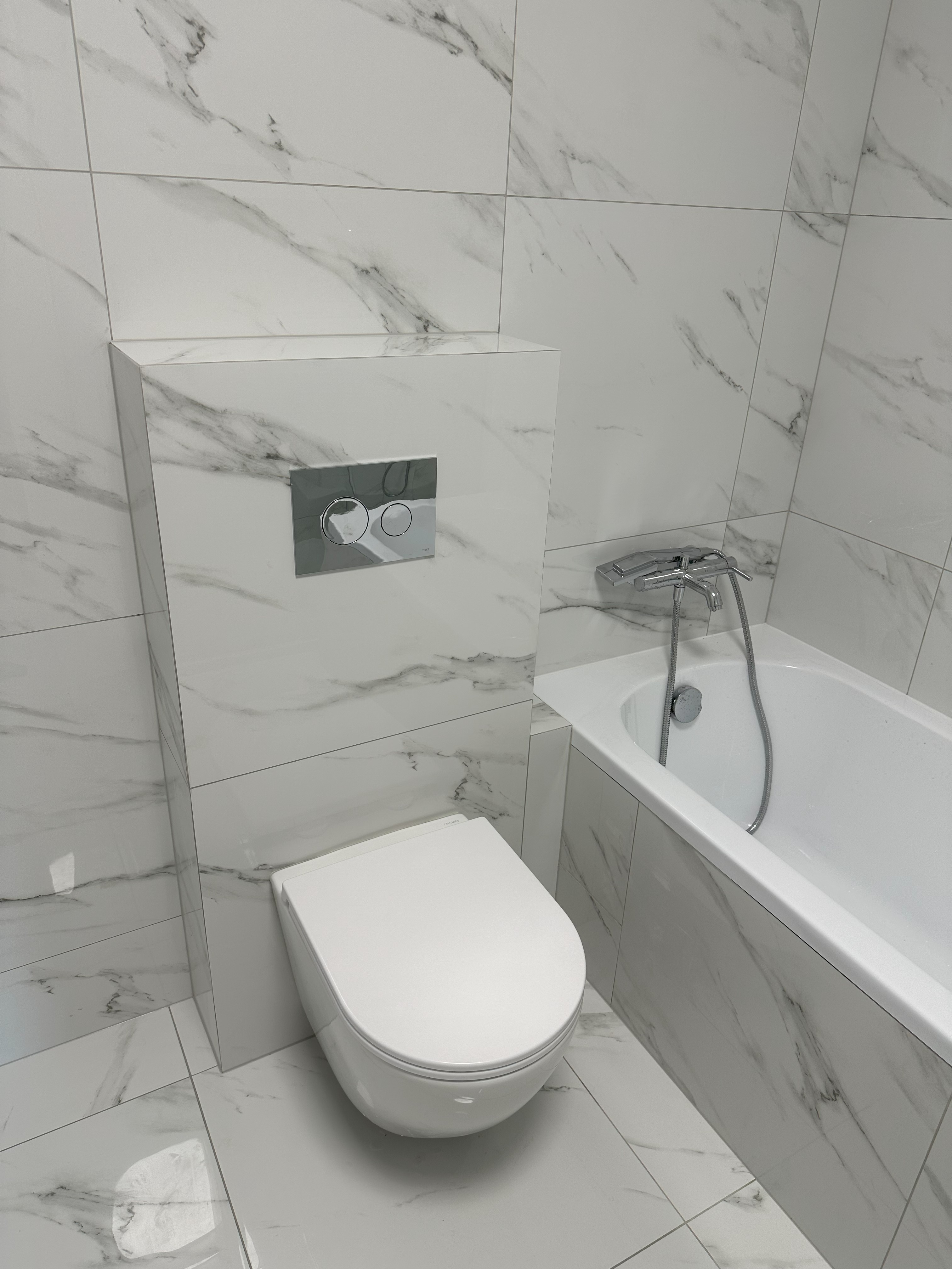 Klimatyzacja w pomieszczeniu biurowym